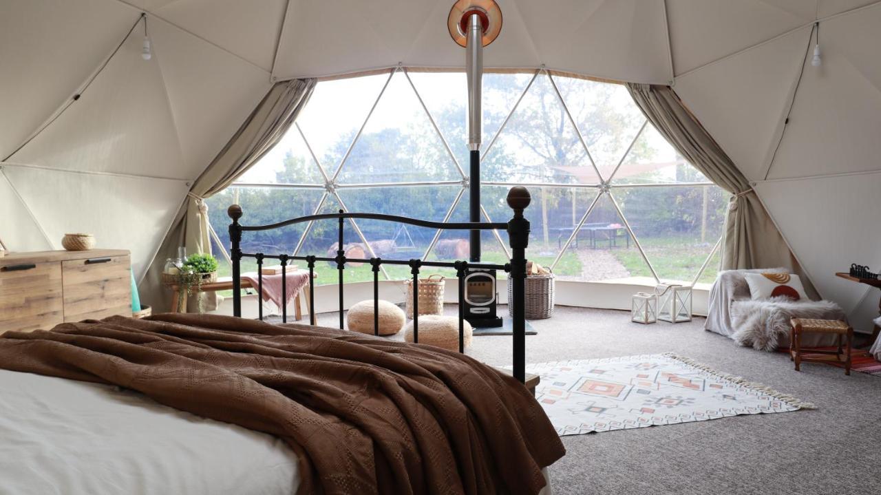 Hotel Luxury Dome With Private Wood-Fired Hot Tub Oksford Zewnętrze zdjęcie